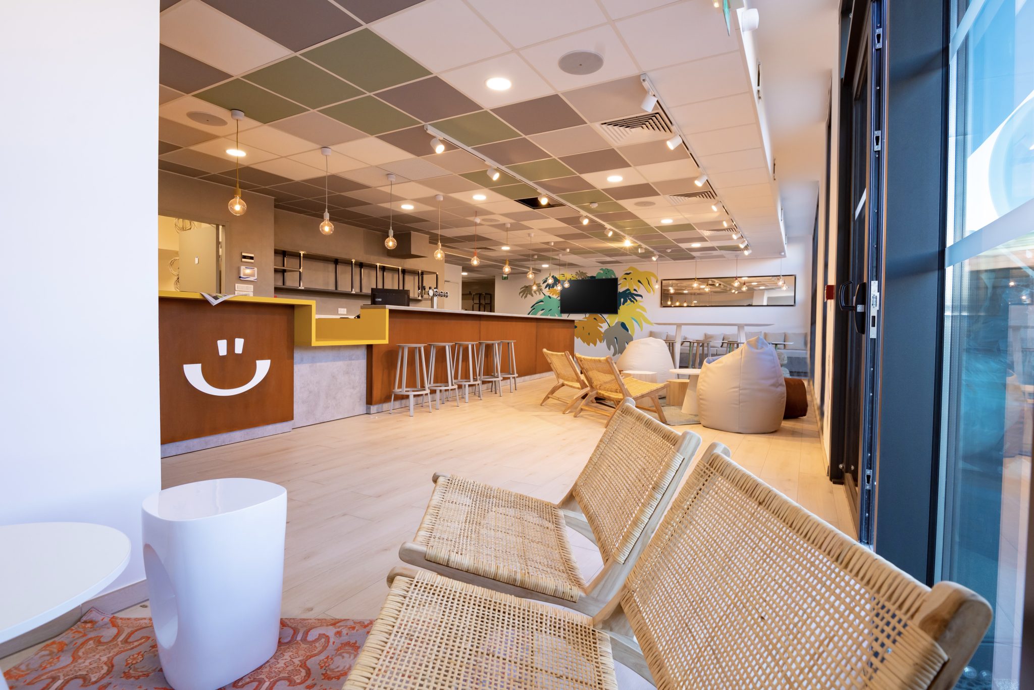 Le Hüb Toulon - a new way of life - Coliving - Bar - Events